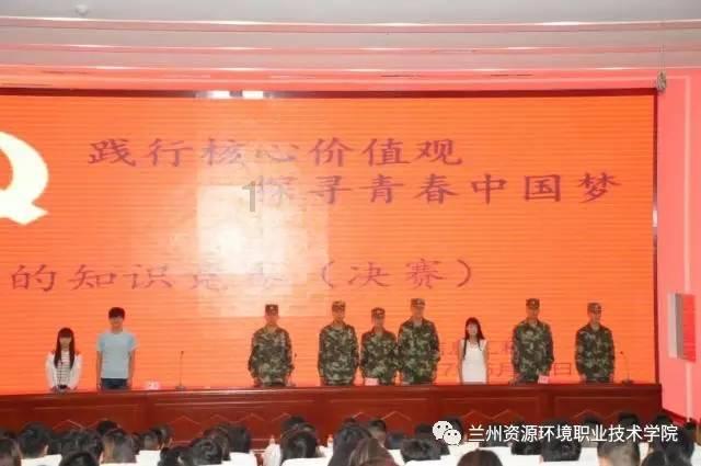 逃出白海豹洞
